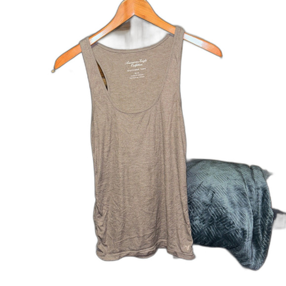Womens Size Medium Tank Top and T Shirt Bundle - Picture 6 of 16